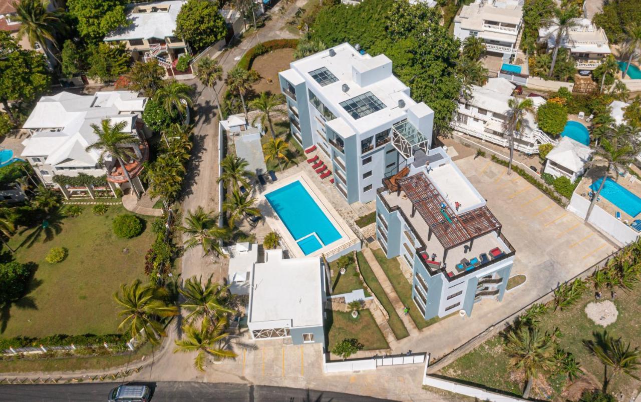 Skylight Suites Hotel Puerto Plata Exterior photo