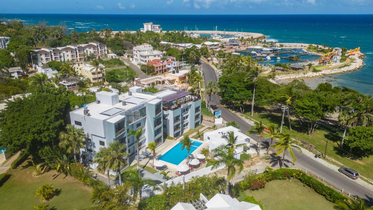 Skylight Suites Hotel Puerto Plata Exterior photo